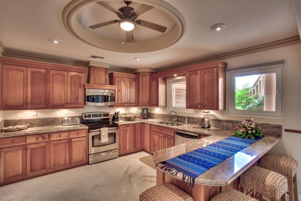 Belizean Cove Estates Luxury Beachfront Villa San Pedro  Eksteriør billede